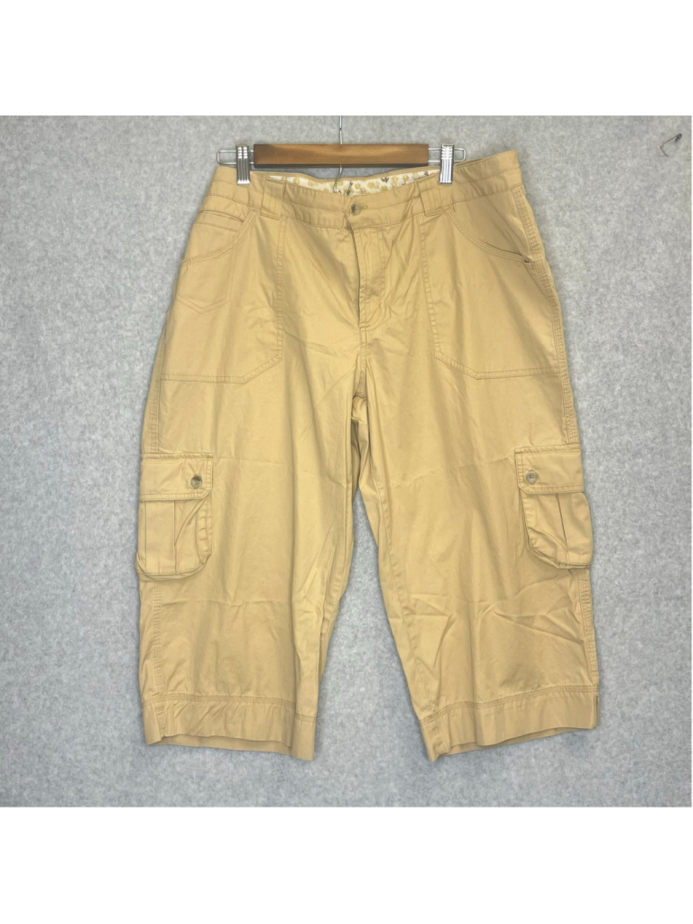 Columbia Womens Size 16 Khaki Cotton Cargo Capri Pants Cropped